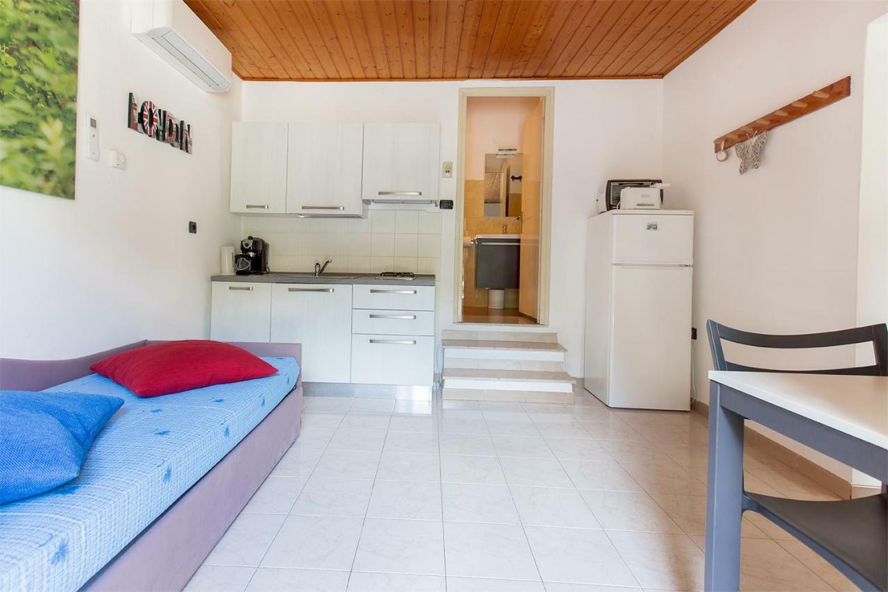 Apartments Suster Torbole Sul Garda Екстер'єр фото
